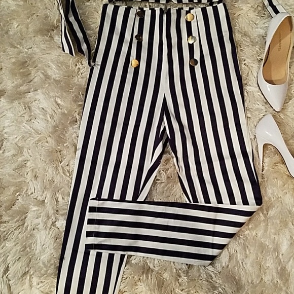 New with tag two pieces striped outfits - Picture 3 of 4